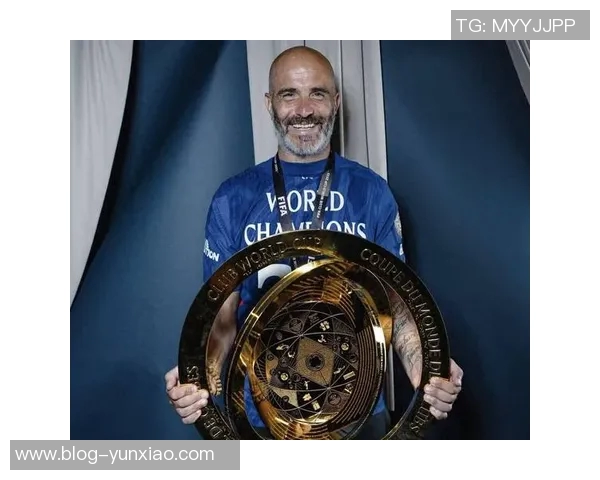 恩昆库重返米兰合练奇克继续进行单独训练